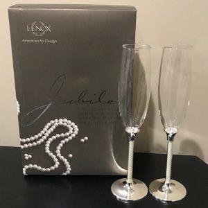 Wedding LENOX PEARL Toasting Flute Pair